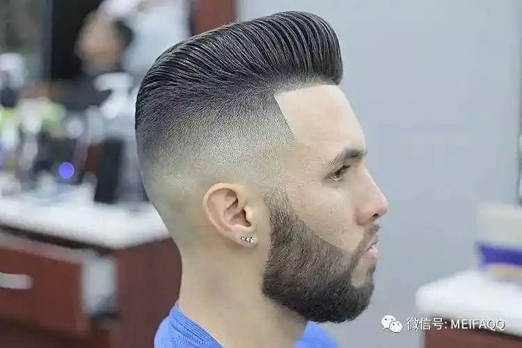 渐变铲青油头型男必备