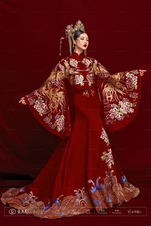 国潮来袭—《锦棠》 秀禾服