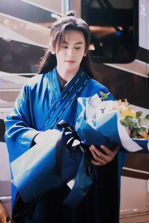 《山河令》温客行x周絮,红配绿剧照yyds_手机搜狐网