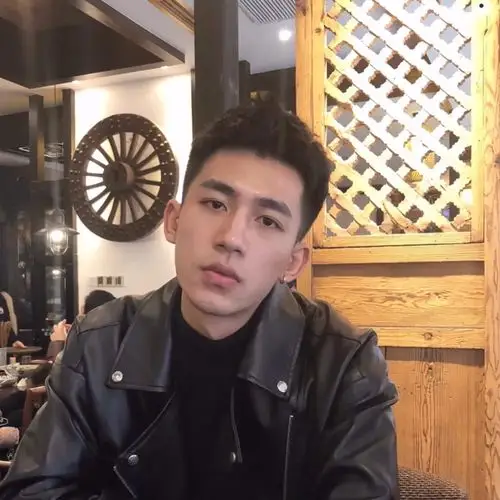 适合男生的9款飞机头短发留了痞帅