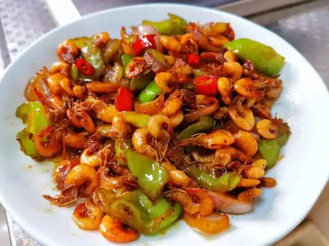 五分钟爆炒小河虾,连壳一起吃,香脆鲜美又补钙的做法