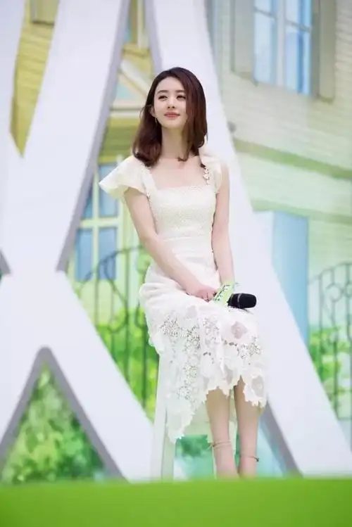 演员赵丽颖的个人资料 写真(赵丽颖惊艳写真照片全身)-天晟网