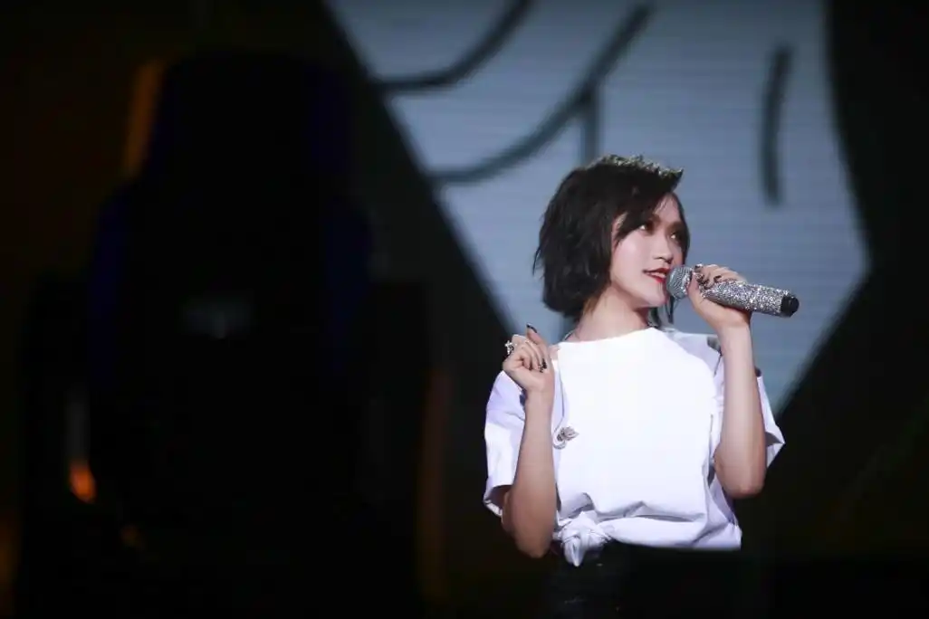 庄心妍saw the light 全国巡回演唱会2018珠海站开票!