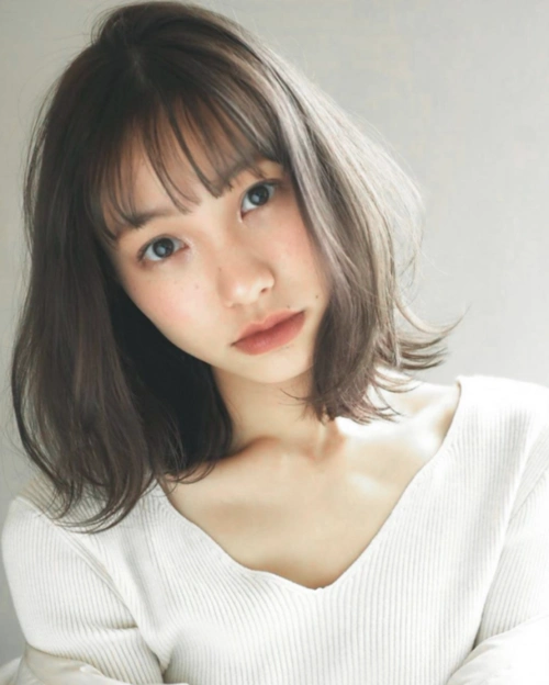 2021流行的刘海发型推荐根据脸型选刘海