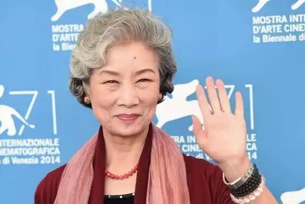 吕中:儿子是导演,儿媳是演员,女儿是航天专家,都成了她的骄傲