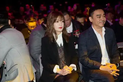 监制赵薇担任女主角 影帝影后加盟《两只老虎》