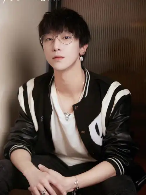 这也太好看太温柔了吧,给我冲鸭,买它#cv景向谁依  #景向谁依