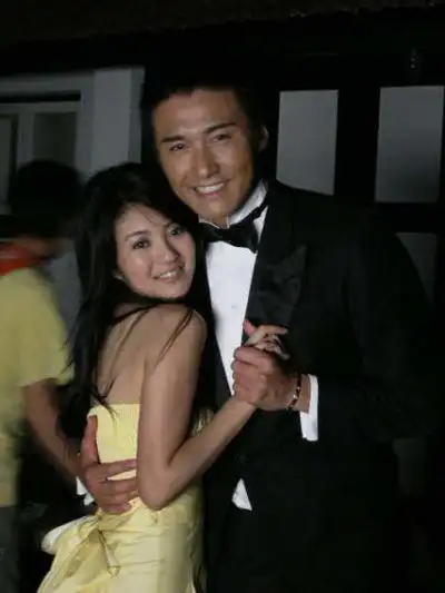 p>胡兵,1971年2月14日出生于浙江省杭州市,中国内地男演员,模特,歌手