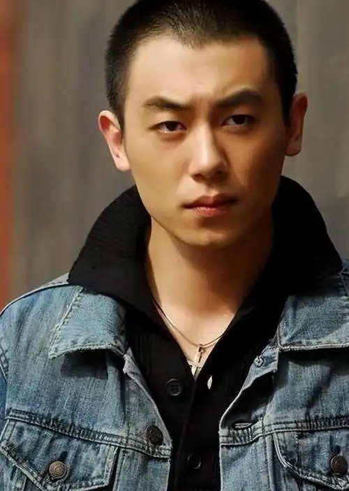 回顾朱亚文抛弃相恋七年的富家女转身爱上陈思诚女友结局如何