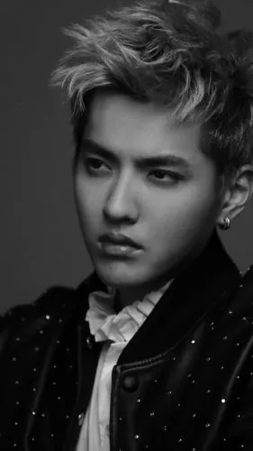 吴亦凡##kris##壁纸##手机壁纸#更多吴亦凡高清壁纸请关注微信订阅号