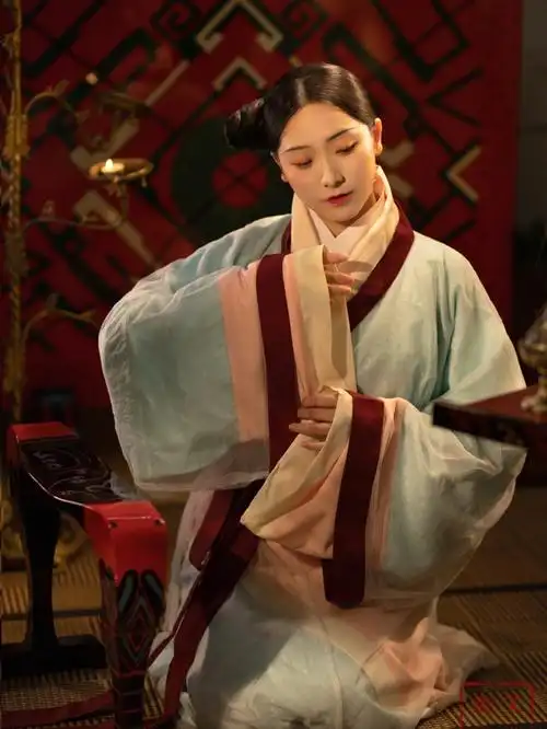 西汉舞俑复原造型