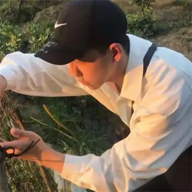 男生成熟稳重能吸引妹子的头像 ins高级质感小众的微信头像男