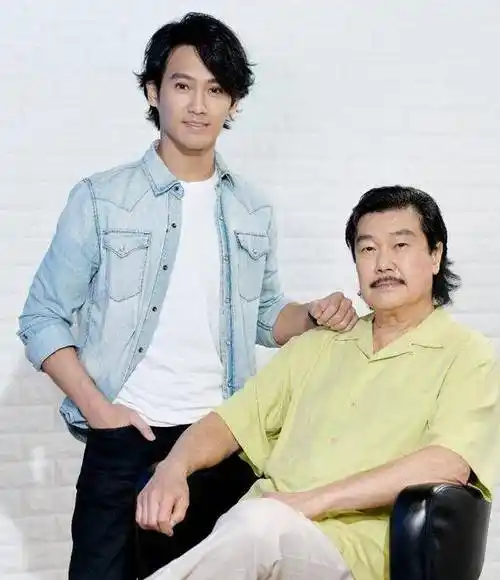 娶赵雅芝36年零绯闻如何抗诱惑黄锦燊婚前对美女就麻木了