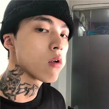 一组独特的高清版气质感男生头像合集