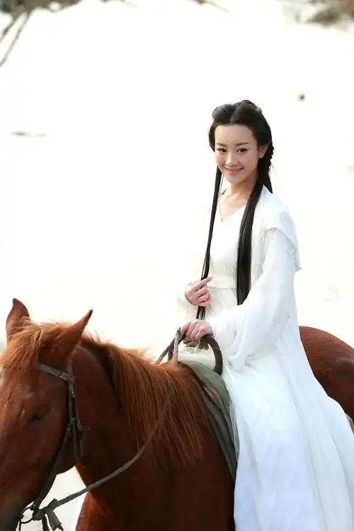 《天龙八部》里的王语嫣,一共四个版本,一个最美,一个最经典