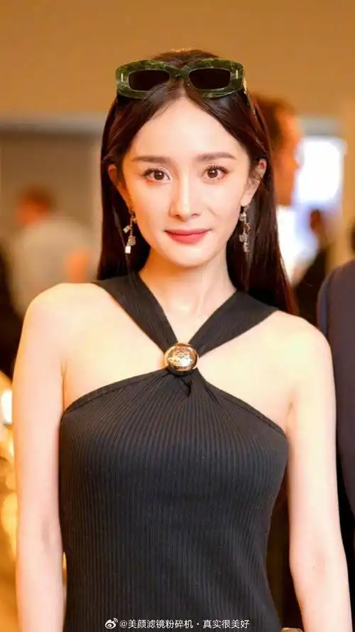 杨幂旗袍 古韵美人