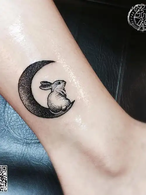 点刺小兔子_纹身图案手稿图片_宇刺印记的纹身作品集