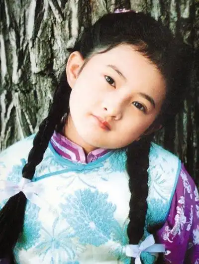 金铭回应被骂恶俗妖艳