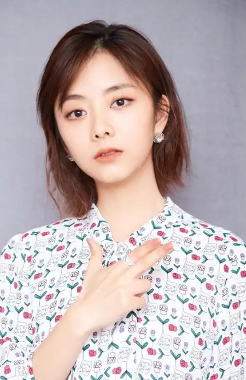 67"国民初恋"谭松韵个人资料简介(出道15年无绯闻,却在事业上升期