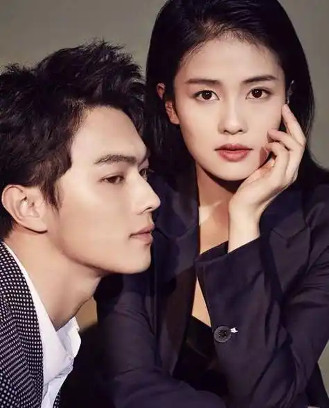 都是和白鹿搭戏演男主,为什么两个男主碰面王一哲就落了下乘_许凯