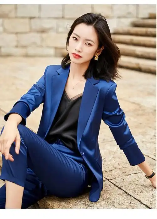 西服外套女时尚气质女神范职业装总裁西装两件套洋气减龄套装高档女装