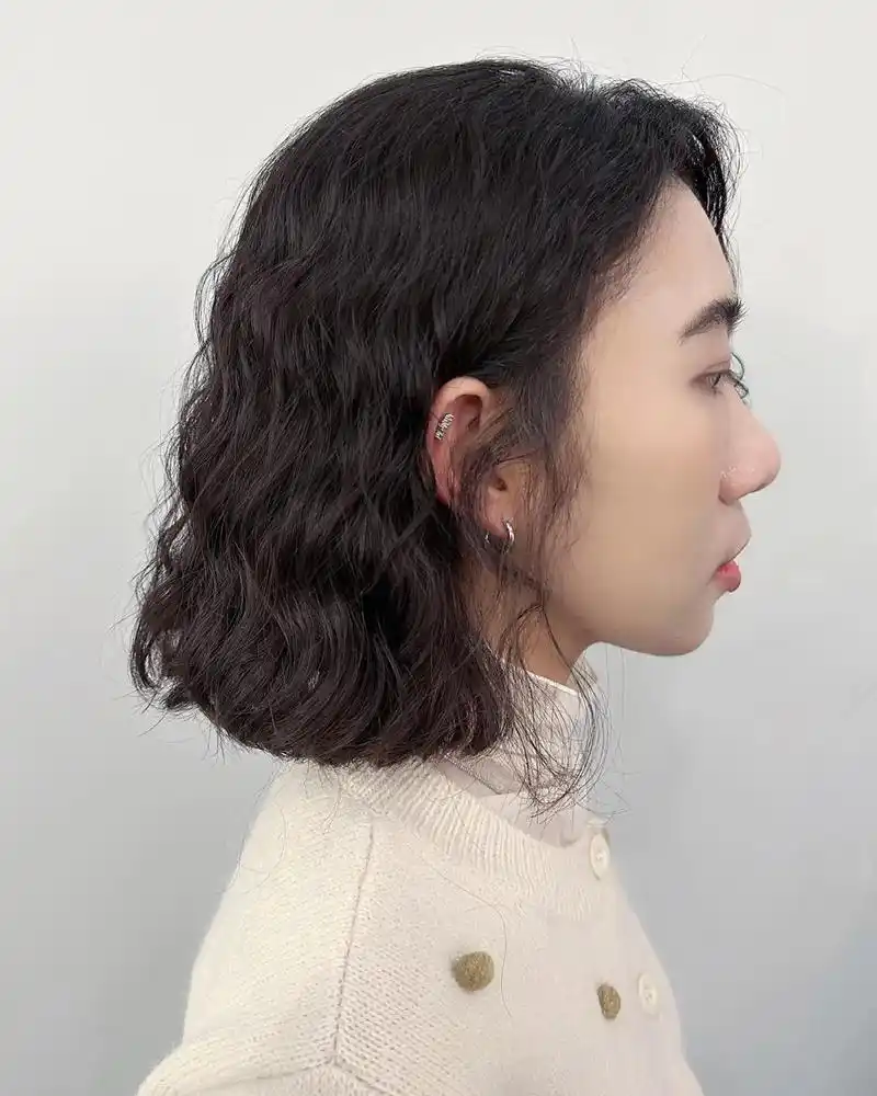 中短发尴尬期选择一款适合的烫发可以让你既洋气又好 - 抖音