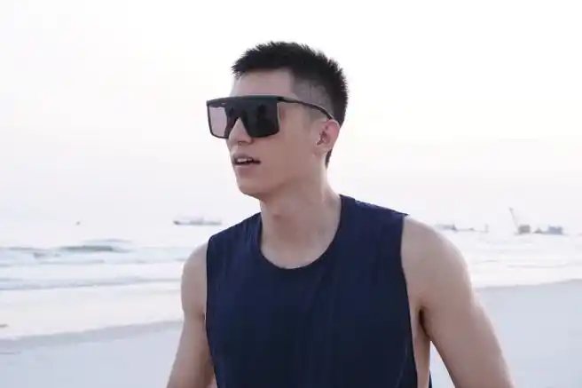 黄景瑜维和防暴队