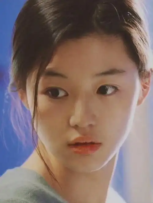 早期全智贤__财经头条