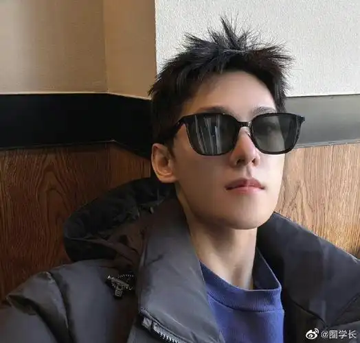 侠杨洋带着他最新帅照加入了守护黄v大战守护墨镜冰棍版快乐小91
