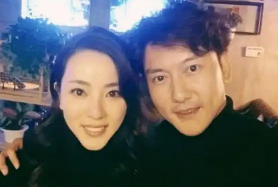 央视美女主持李思思生二胎?本尊直接晒出神秘老公!婚姻让人羡慕