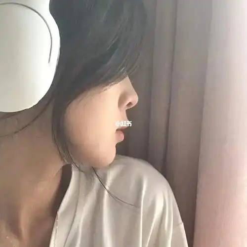 正脸不好看但是侧脸的鼻子好丑哇