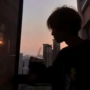 男生头像ins风图集唉唉唉