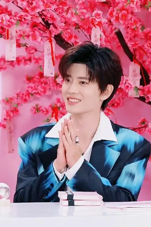 任嘉伦喊你运动啦##任嘉伦2023无愧初心