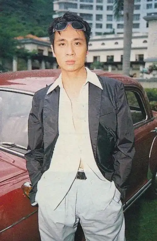 李婉华:和吴镇宇同居8年,转身爱上何家劲,结局如何?