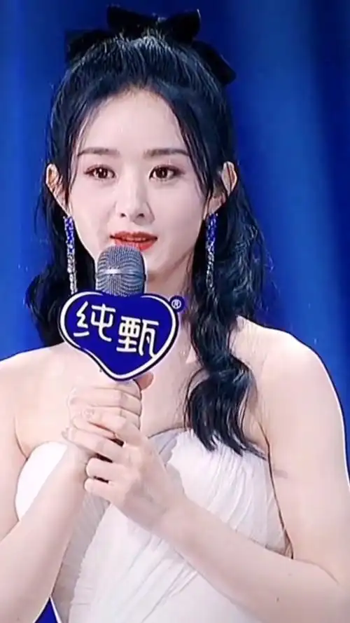 饭拍赵丽颖西安见面会