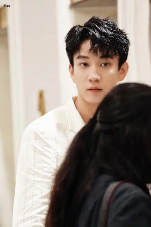 打斯诺克了#3836383936333731@王子奇是演员王子奇