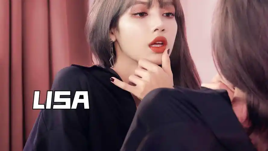 为什么lisa参加疯马秀大秀表演,韩女团真的是财阀的"娱乐"?