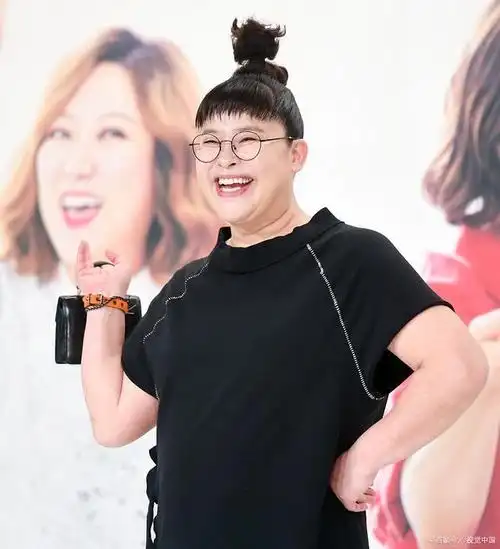 胖妹妹必看!打造适合圆脸的爆款发型