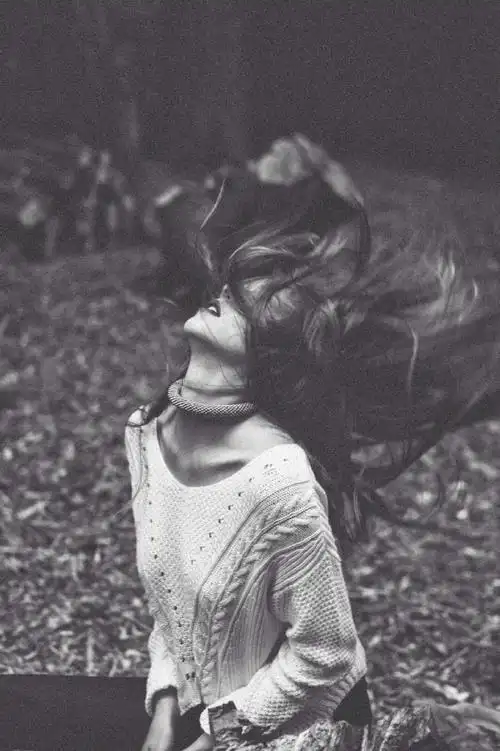 欧美风唯美黑白壁纸