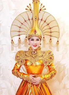 乌兰图雅资料_乌兰图雅作品_乌兰图雅微博_美人榜