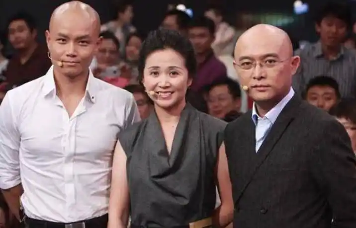 原创多才多艺孟非从主持到创业的转变