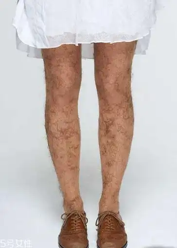 腿毛会越脱越多吗 勤刮腿毛的重要性