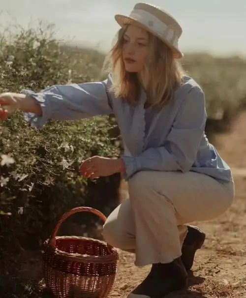 camille日常漫游在香奈儿格拉斯茉莉庄园