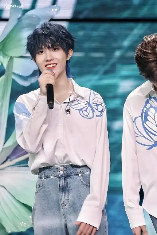 苏新皓 昉昼十七粲熠淬光