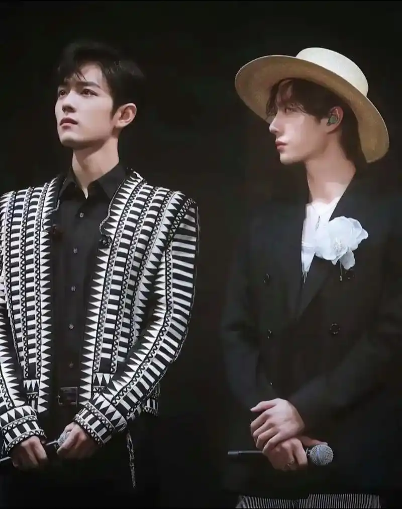 回不去的何止时间#王一博肖战#同台 - 抖音