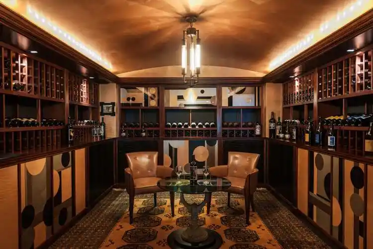 别墅酒窖现代风格