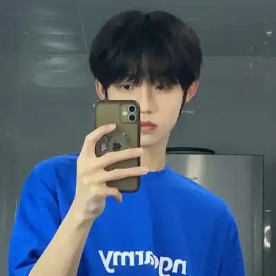 冷酷男头真人高清图片超帅气男生微信最新头像大全