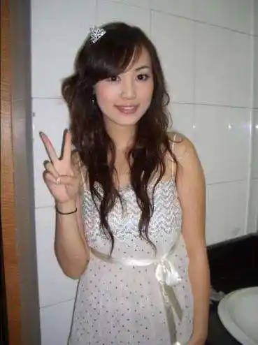 马蓉大学旧照,难怪当时王宝强迷她,确实模样清纯可人!