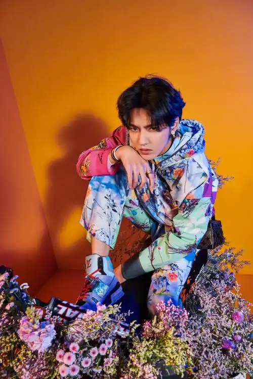 吴亦凡[超话]#louis vuitton s/s 2020.