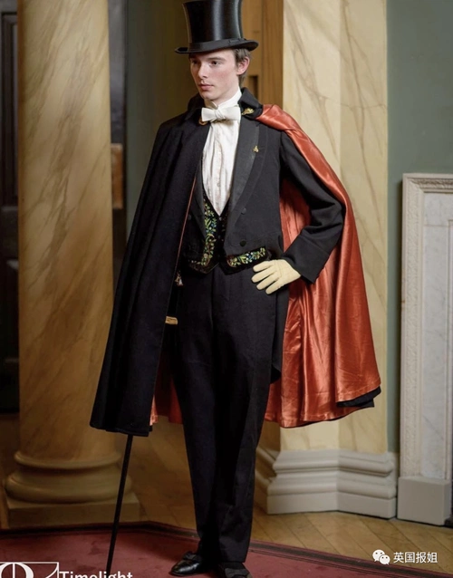 太帅了吧英国鲜肉小哥只穿200年前衣服上街复古绅士